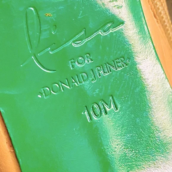 Donald J Pliner Lisa Tan Leather
Ankle Heel Stiletto Bootie & Open Toe - Picture 9 of 15